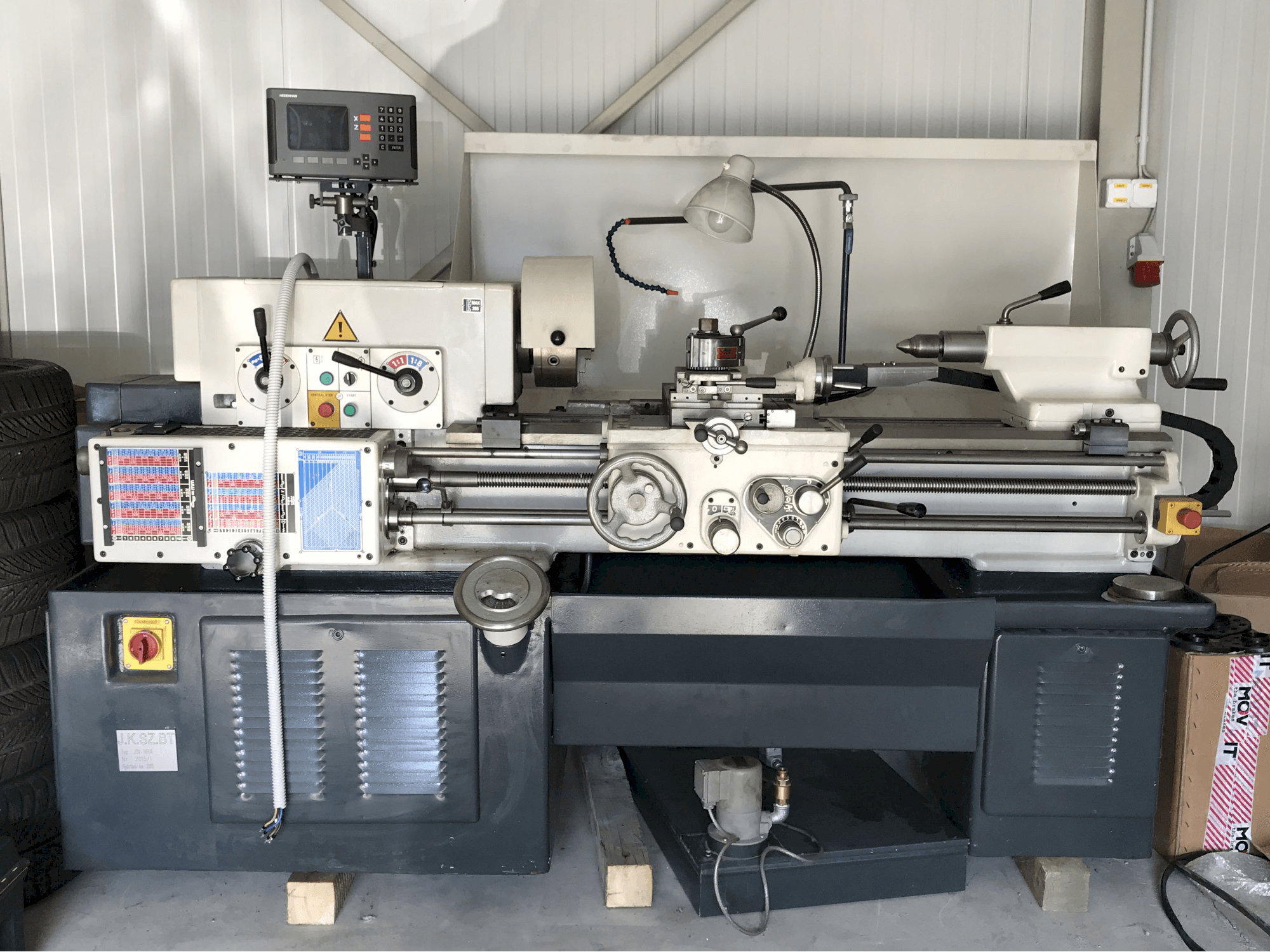 TOS JSV-18RA Mašinos vaizdas iš priekio