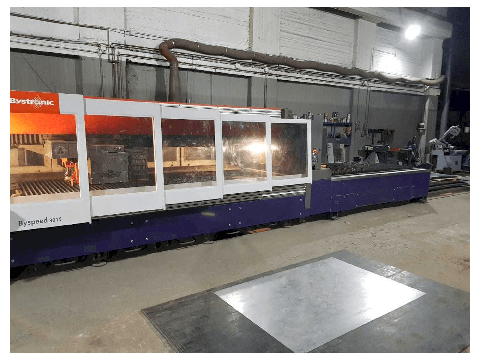 Bystronic BySpeed 3015 Mašinos vaizdas iš priekio