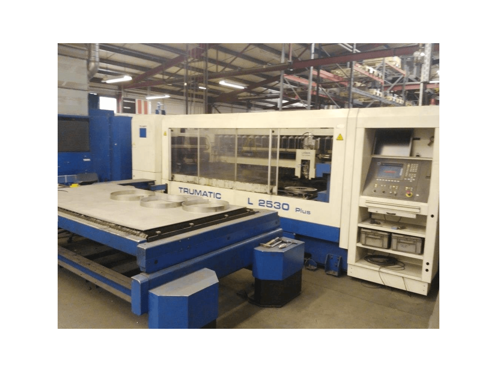 Trumpf TRUMATIC L 2530 Mašinos vaizdas iš priekio