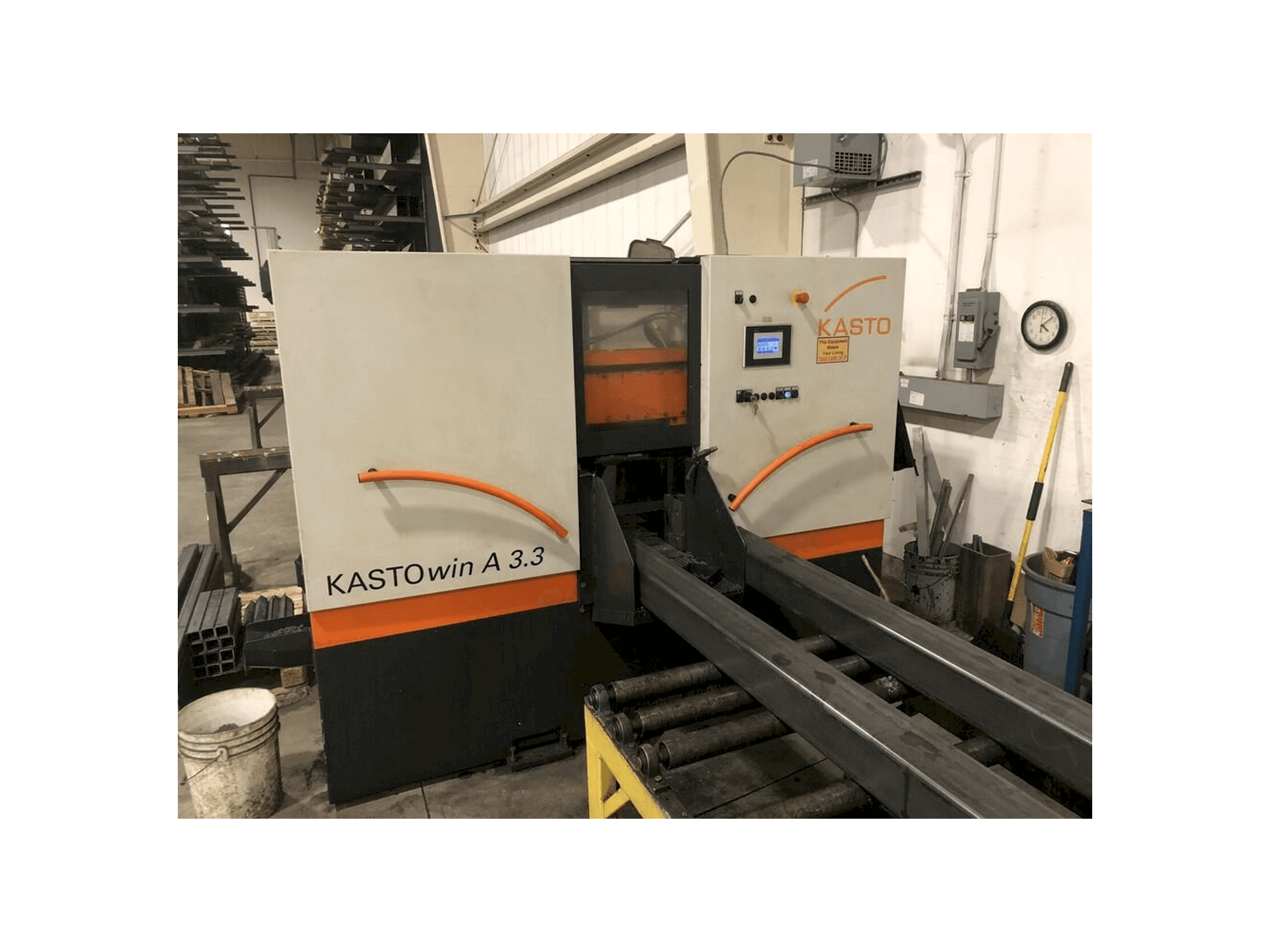 KASTO win A 3.3 Mašinos vaizdas iš priekio