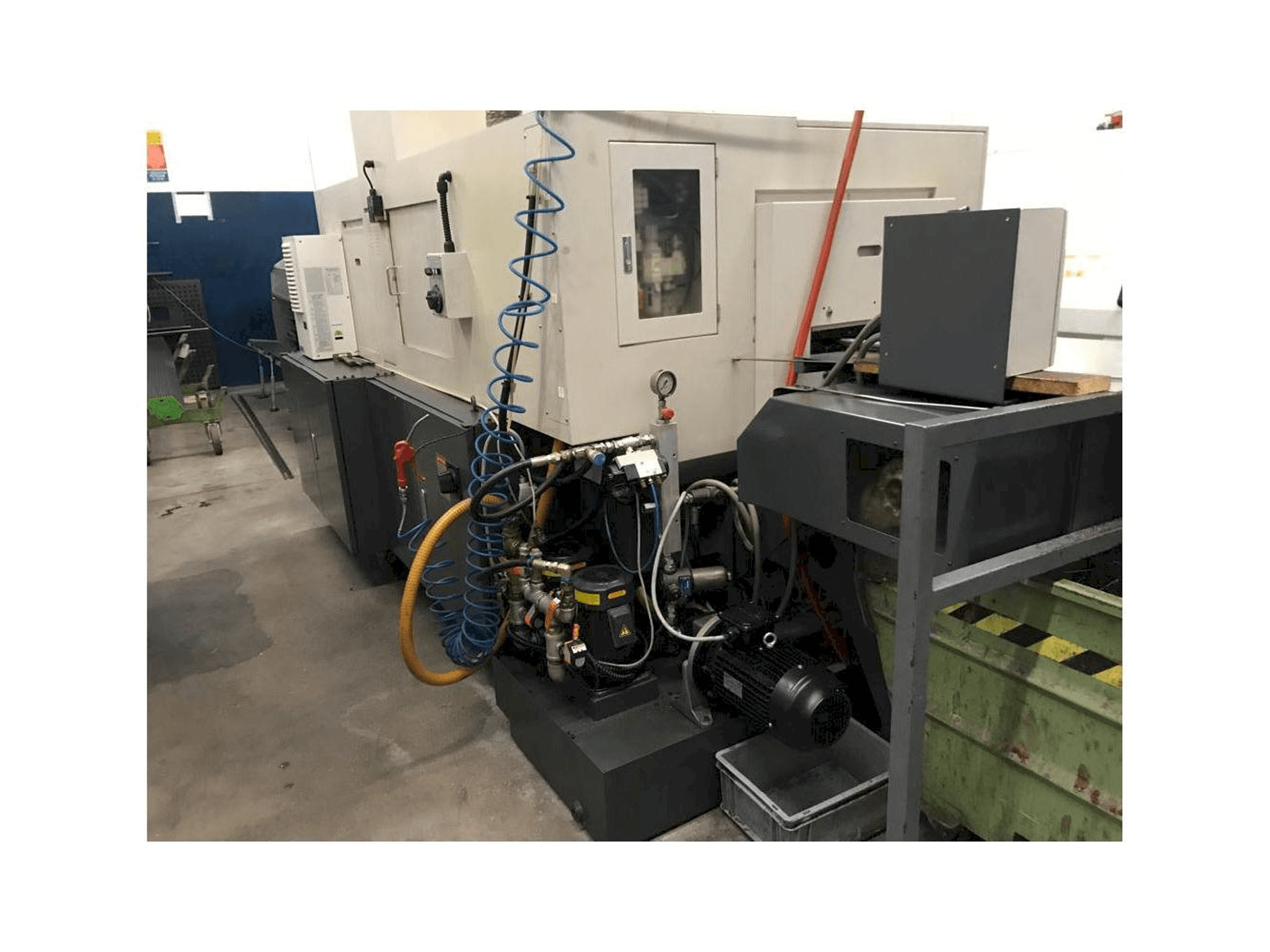 Nexturn NST 38 Mašinos vaizdas iš priekio