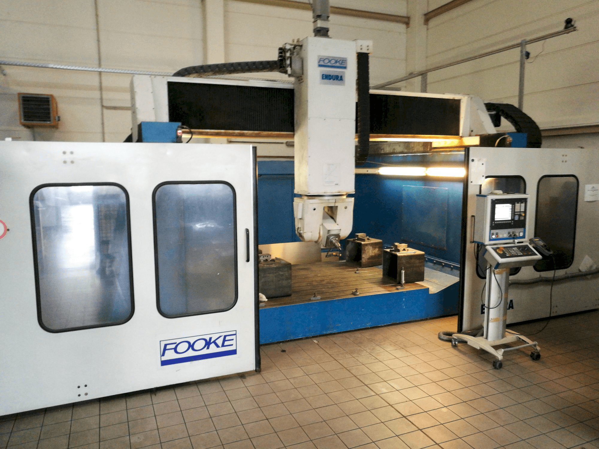 FOOKE ENDURA 5-20/25/07/5-30 Mašinos vaizdas iš priekio