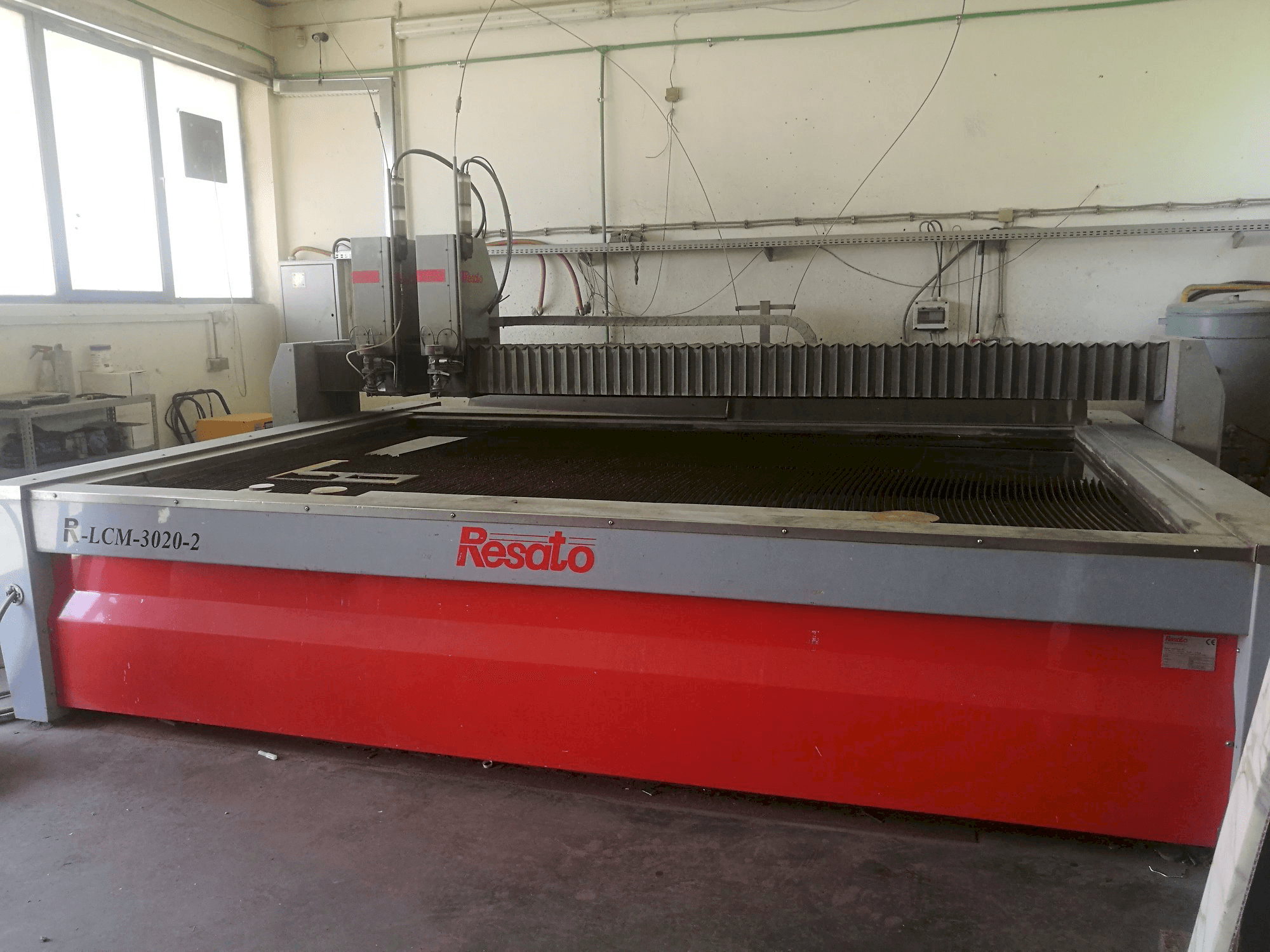 Resato R-LCM 3020-2 Mašinos vaizdas iš priekio