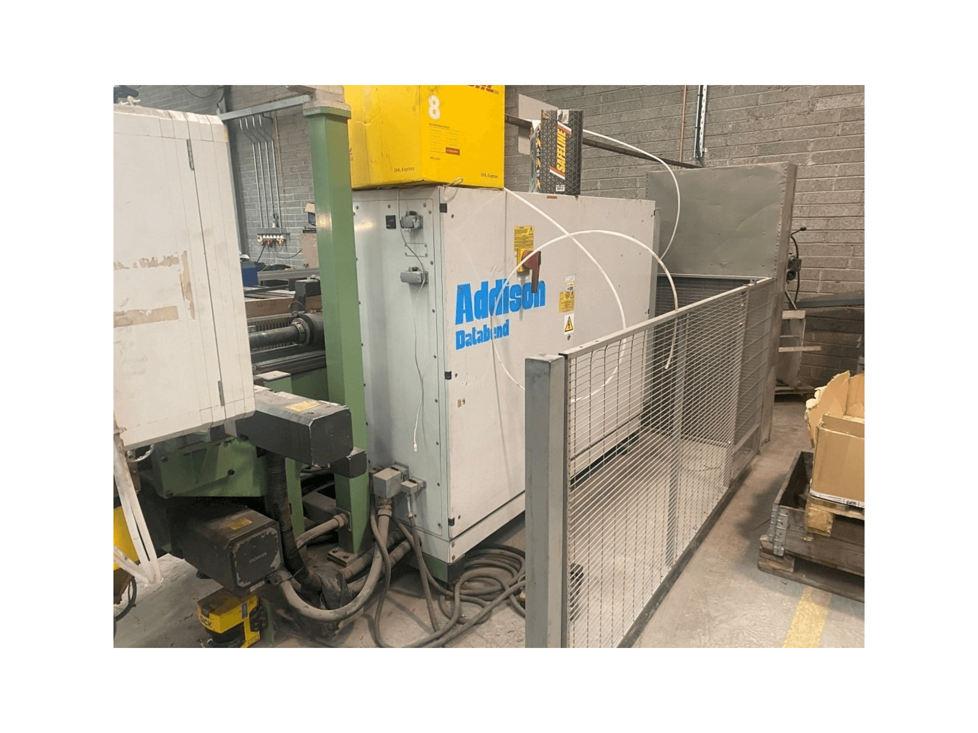 Addison DB40E Mašinos vaizdas iš priekio