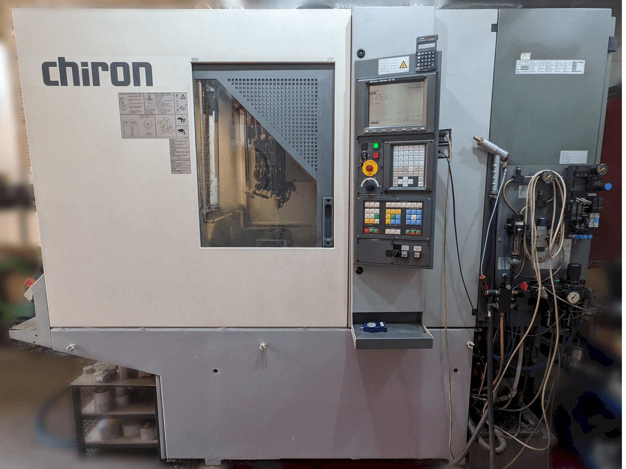 CHIRON Fz 08w Mašinos vaizdas iš priekio