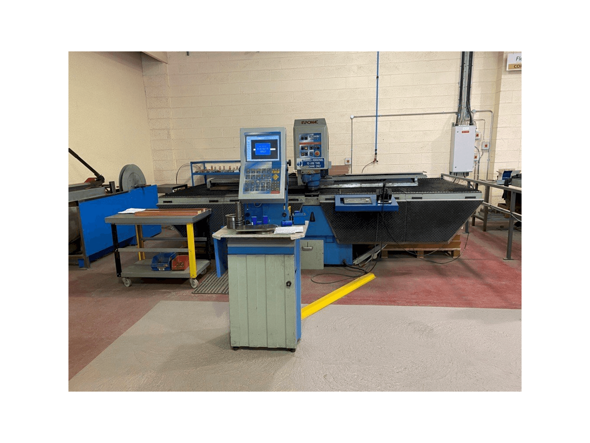 Euromac ZX 1250/30 Mašinos vaizdas iš priekio