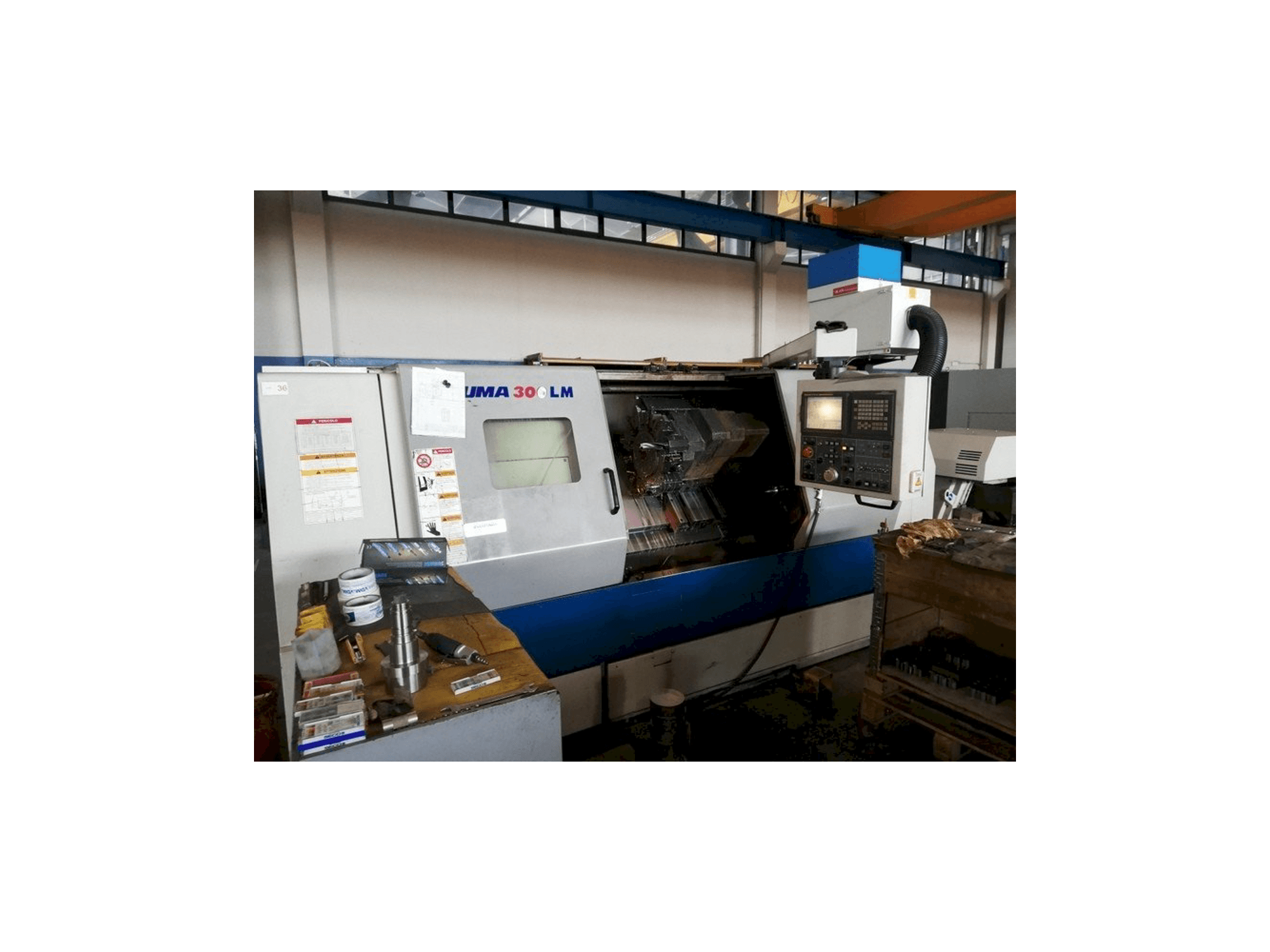 Doosan PUMA 300 LMB Mašinos vaizdas iš priekio