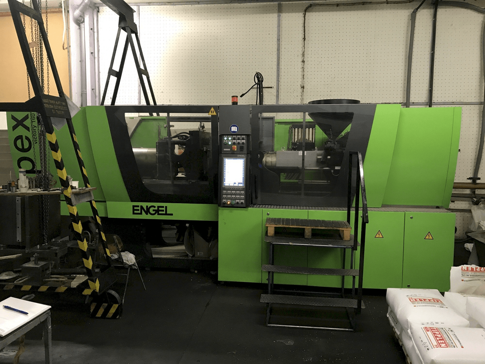 ENGEL Victory 650/160 Spex Mašinos vaizdas iš priekio