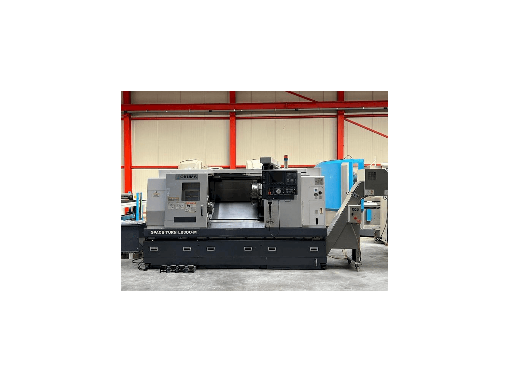 Okuma LB 300M Mašinos vaizdas iš priekio