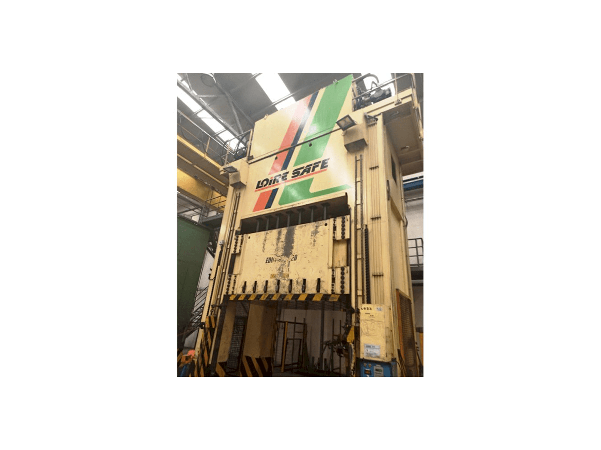 LOIRE SAFE Edim 800 Mašinos vaizdas iš priekio