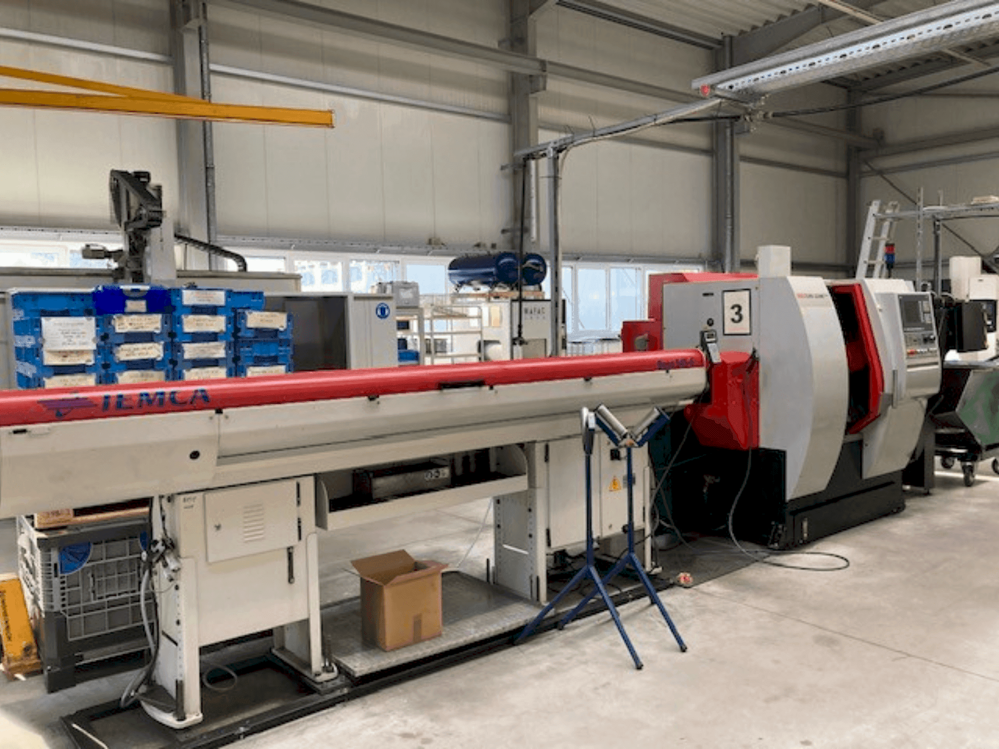 EMCO TURN 332 MCPlus Mašinos vaizdas iš priekio
