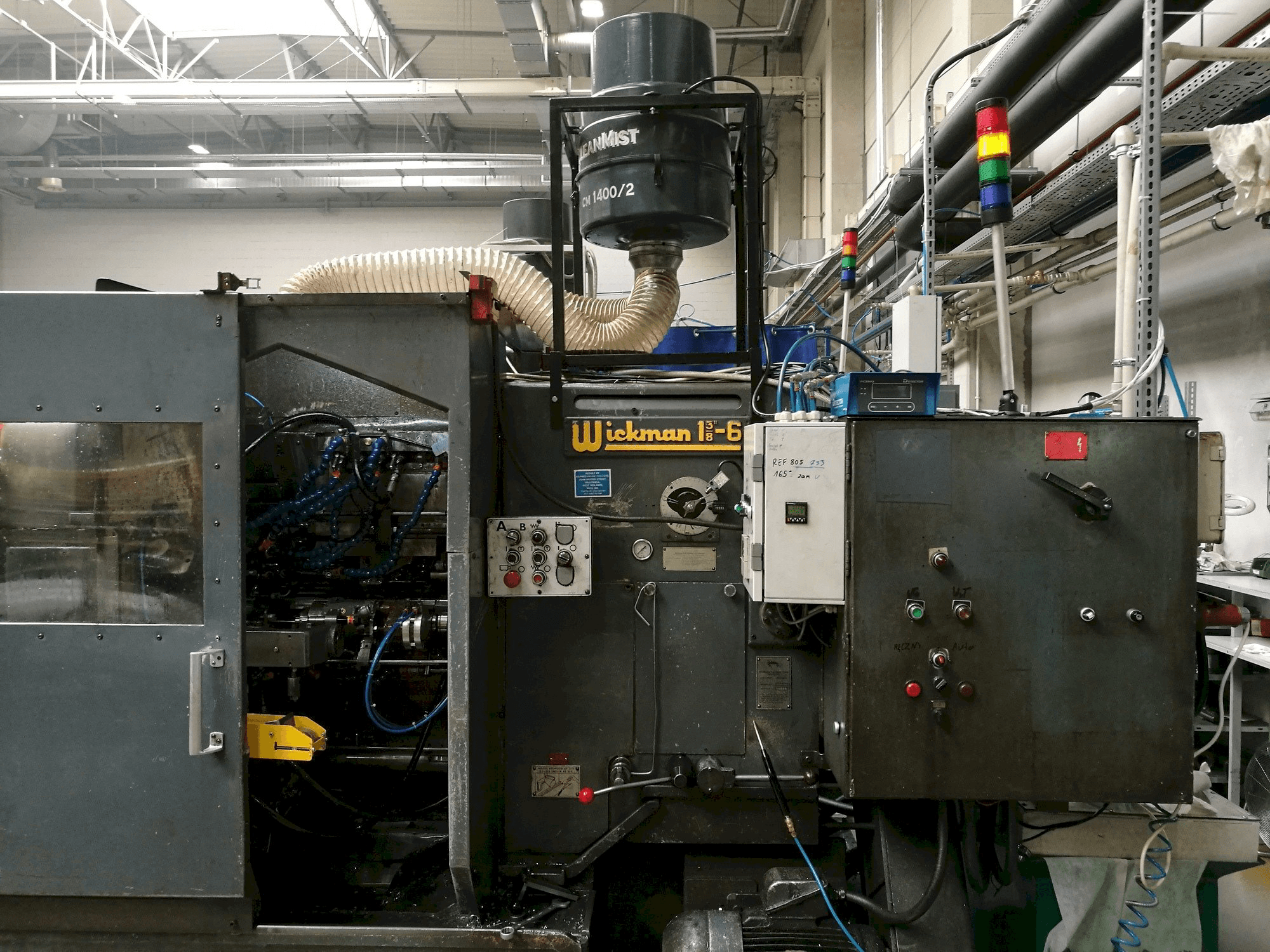 Wickman 1 3/8"-6 Mašinos vaizdas iš priekio