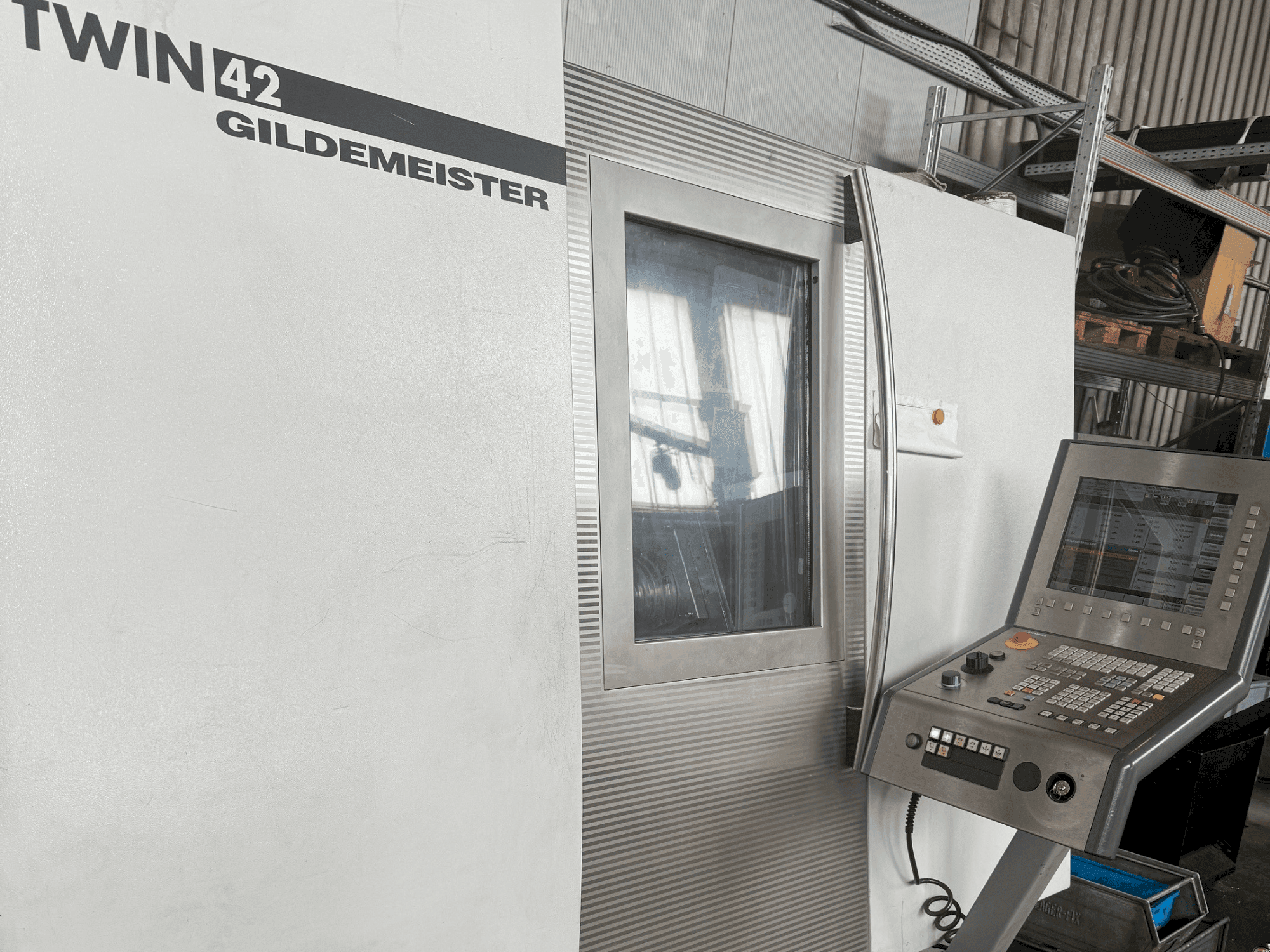 Gildemeister Twin 41 Mašinos vaizdas iš priekio