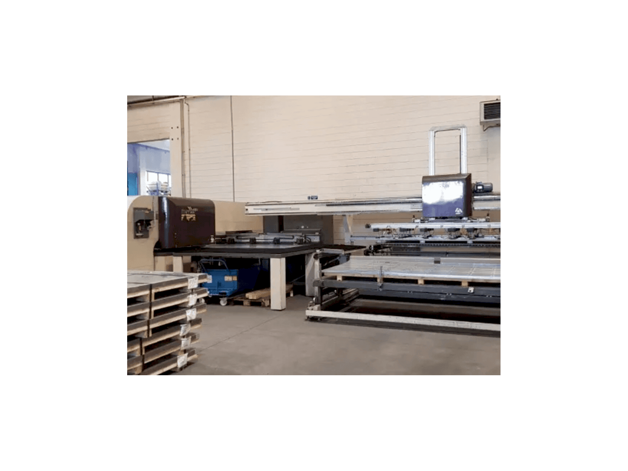 DANOBAT P1631 Mašinos vaizdas iš priekio