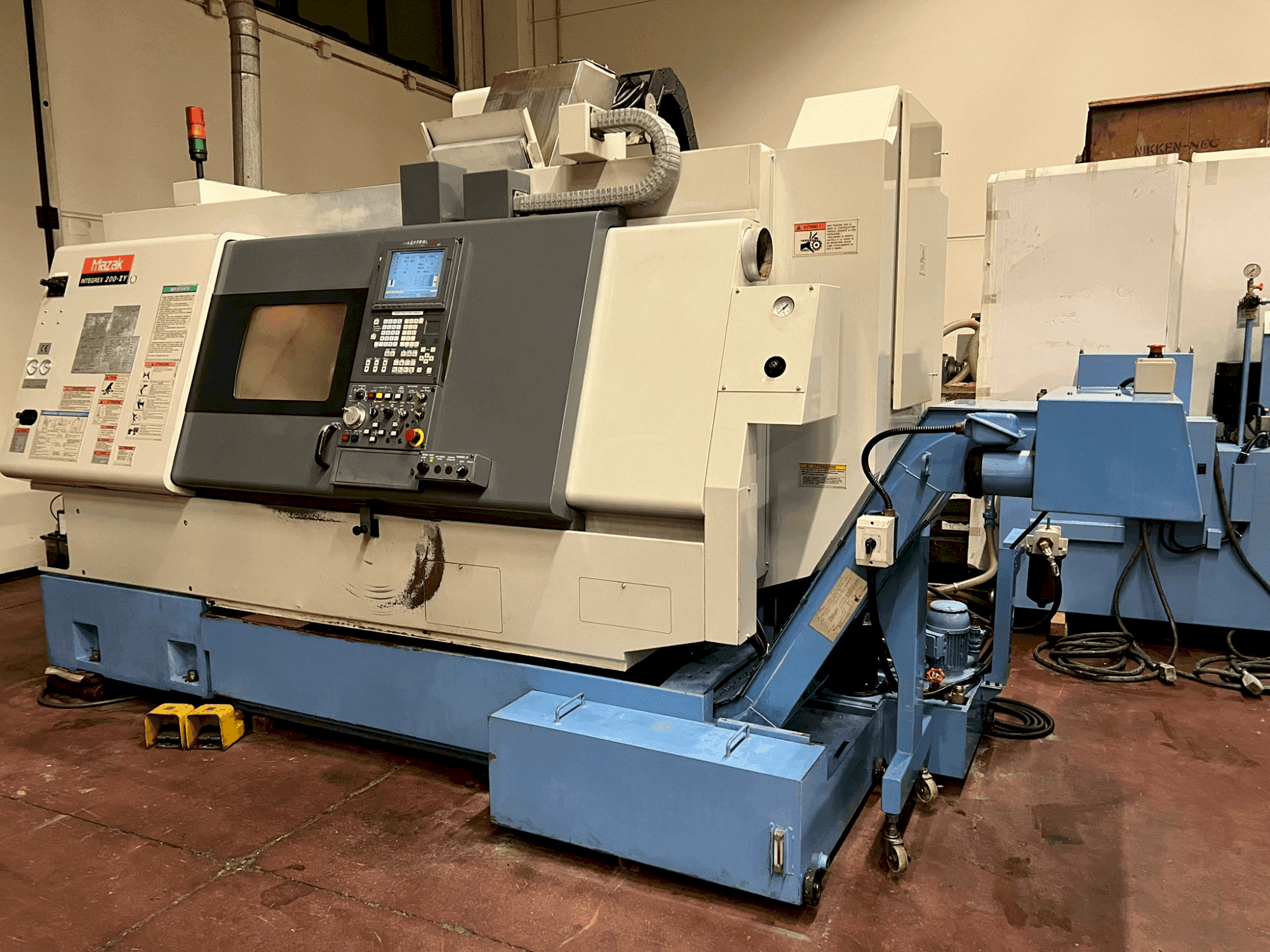 Mazak Integrex 200 IIY Mašinos vaizdas iš priekio
