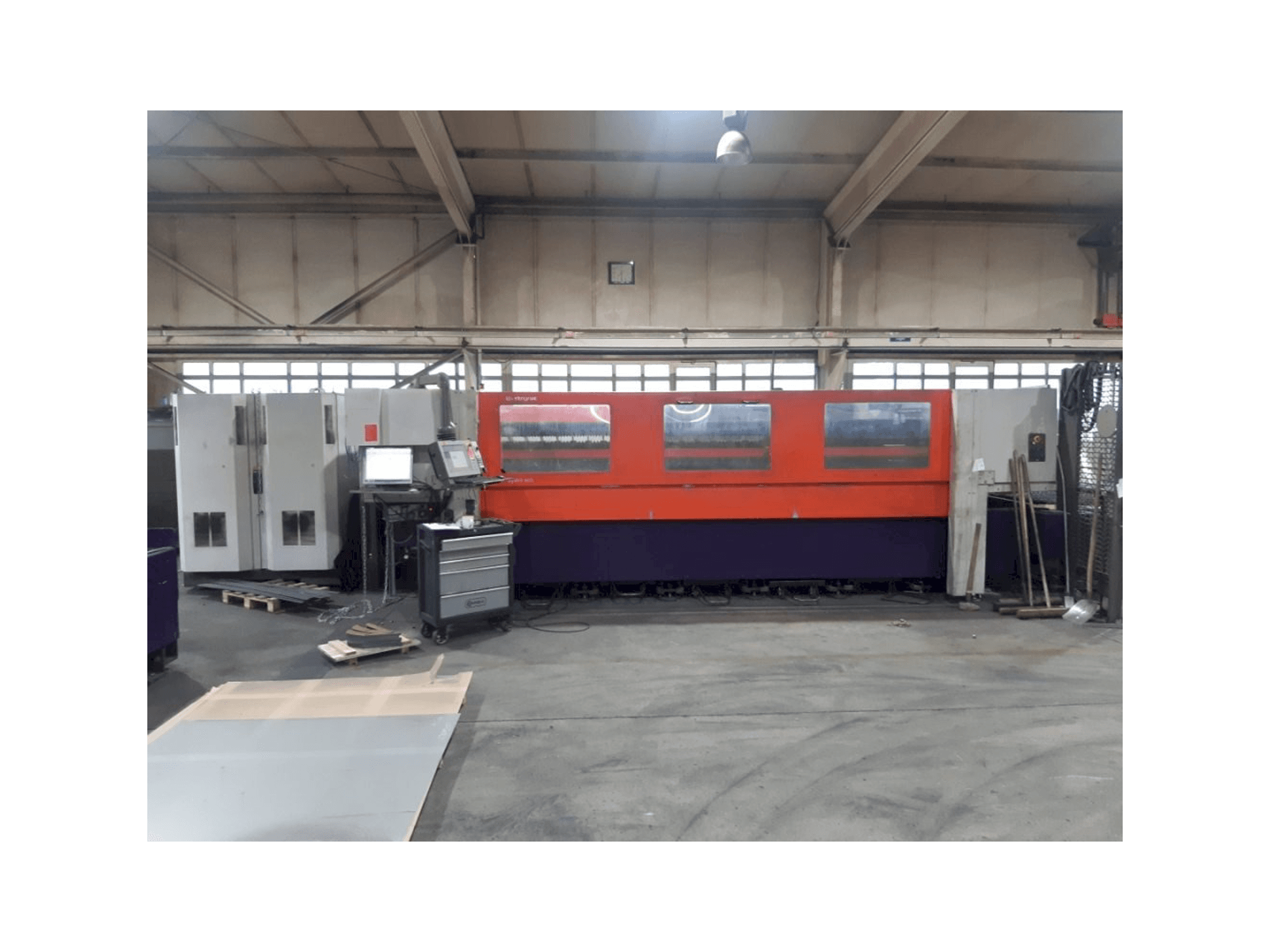 Bystronic Bystar 4020 Mašinos vaizdas iš priekio